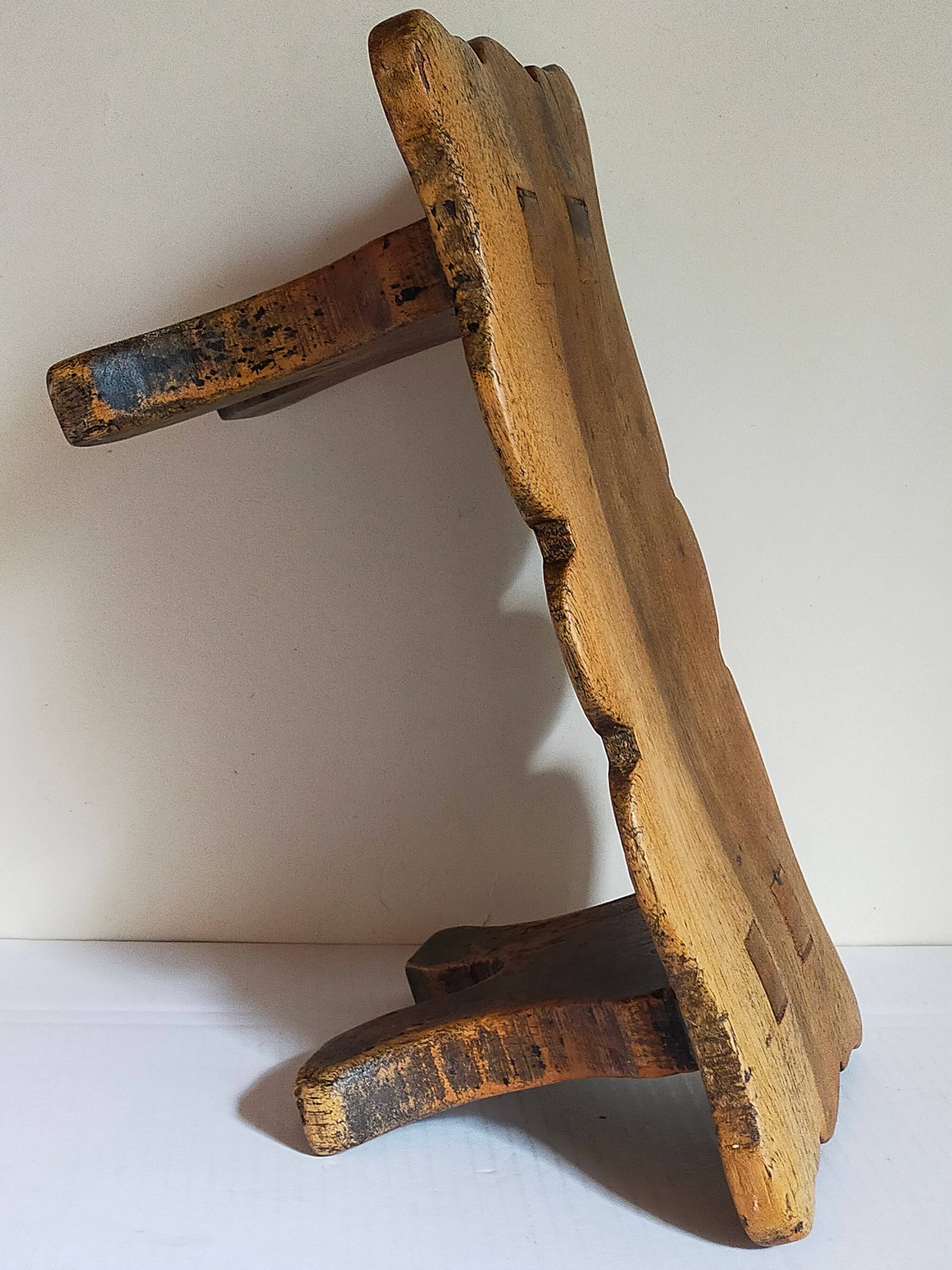 Old footstool in solid wood 19th century