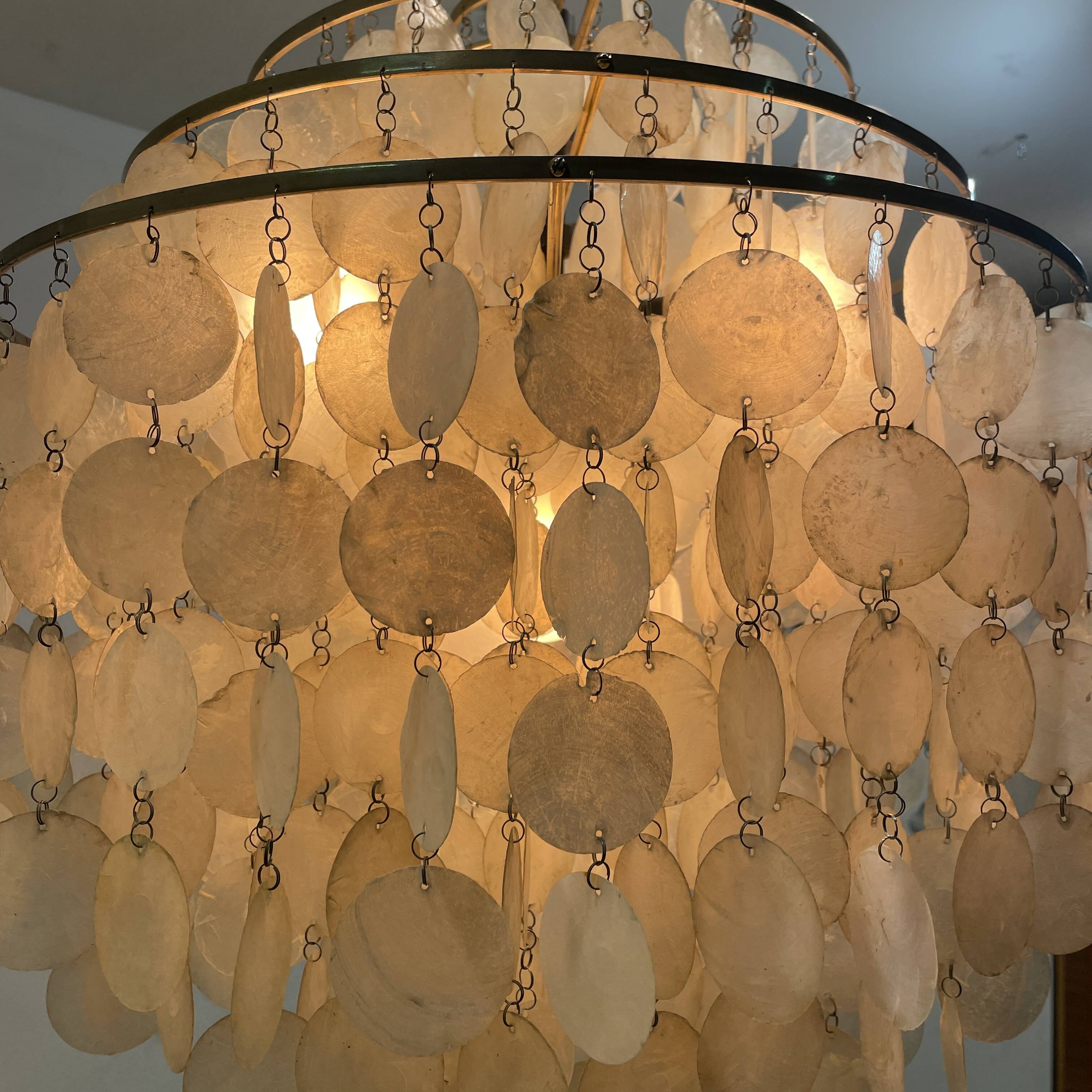 Grand lustre en nacre style Verner Panton années 60