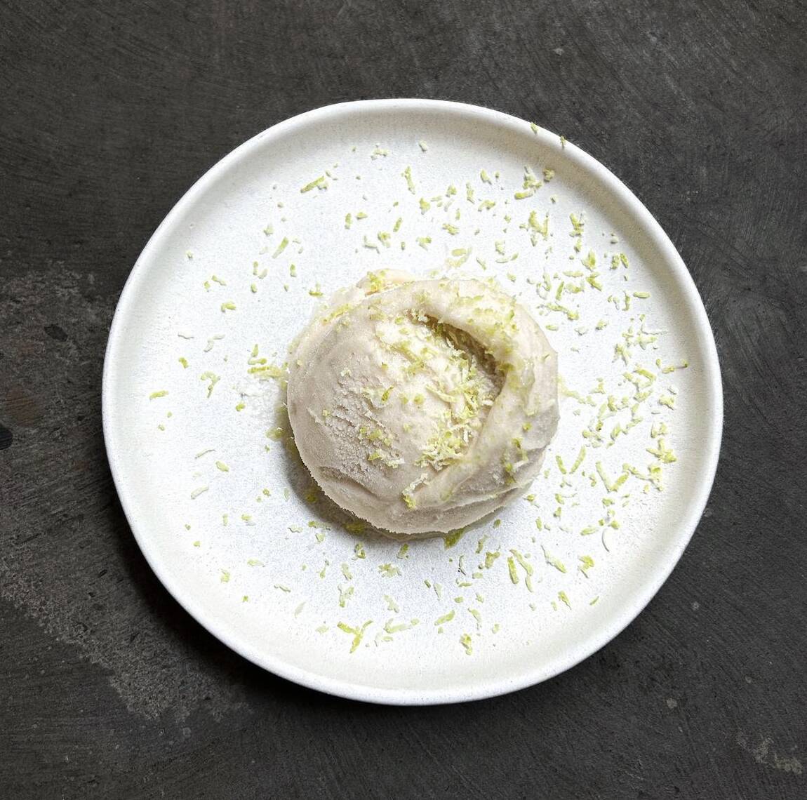 6 Small plates / dessert plates - in enamelled stoneware