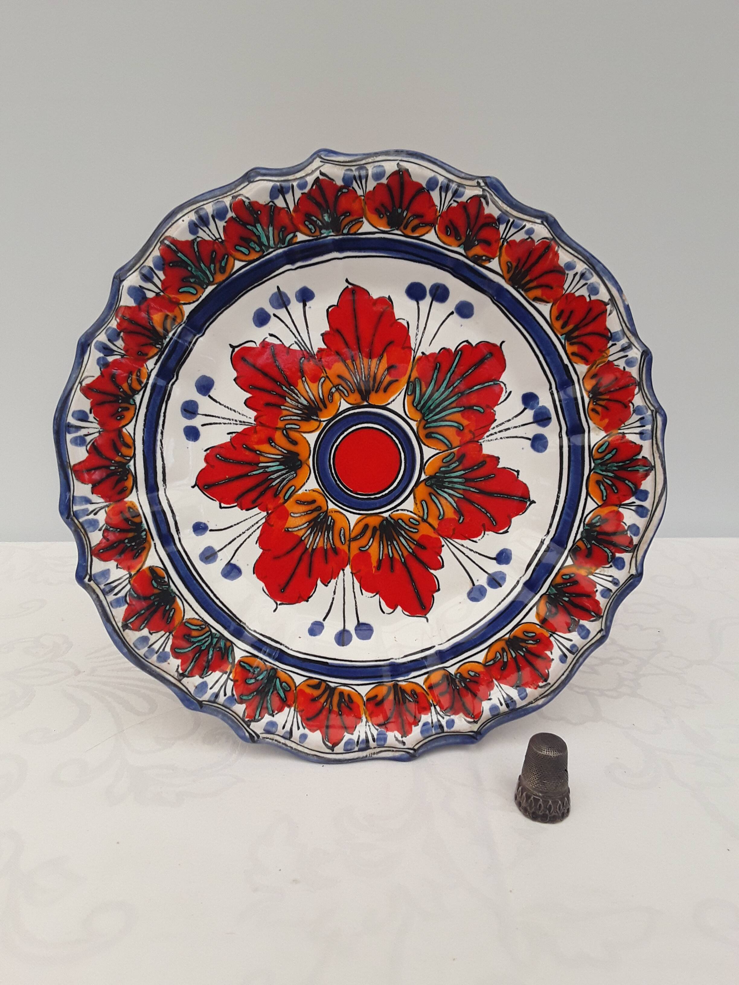 Decorative ceramic plate