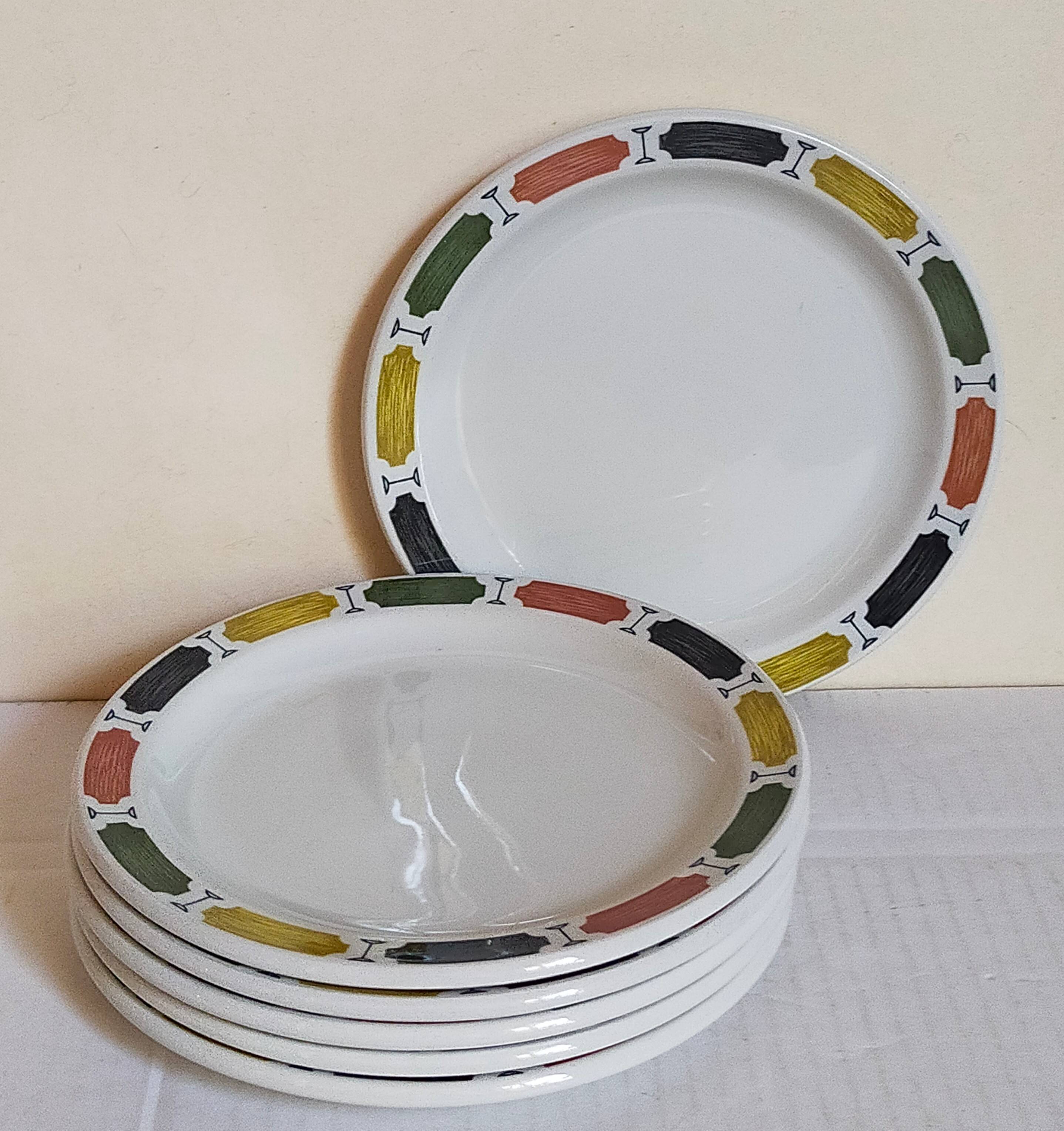 Six assiettes à dessert en porcelaine Anglaise DUDSON BROTHERS 70'