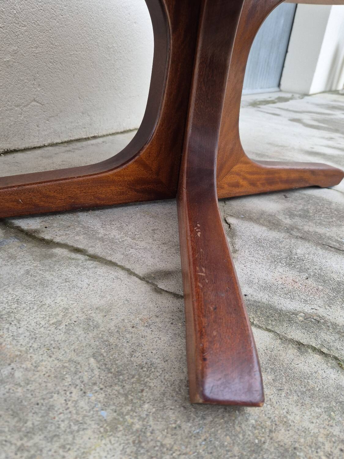 Baumann oval coffee table in teak 1950s vintage