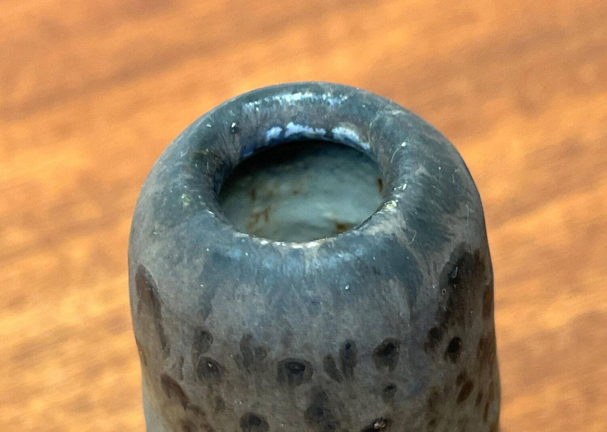 Minimalist pottery vase from the mid-century Dutch studio of Mobach, 1960s.