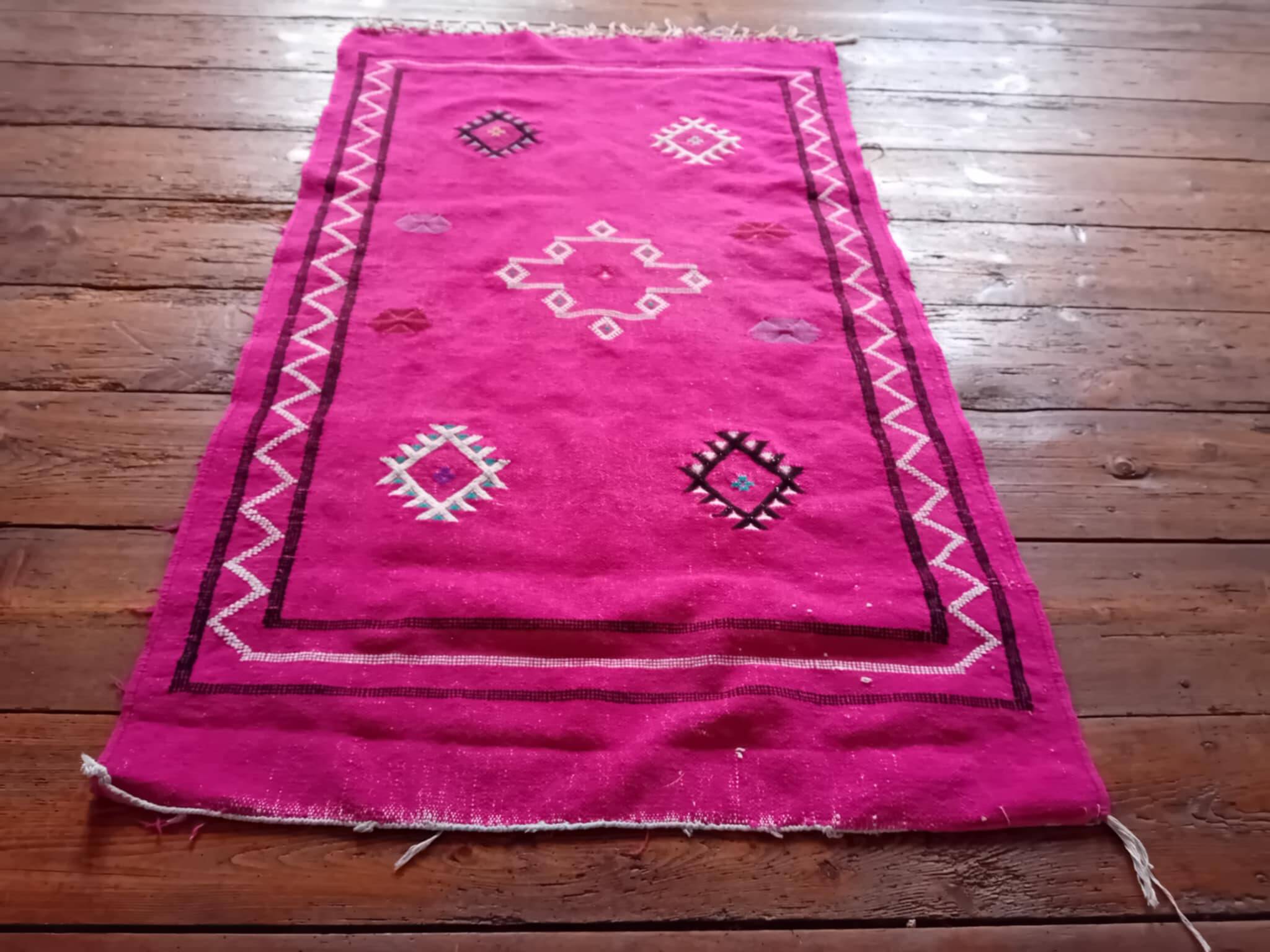 Handmade Berber Kilim 143x83cm