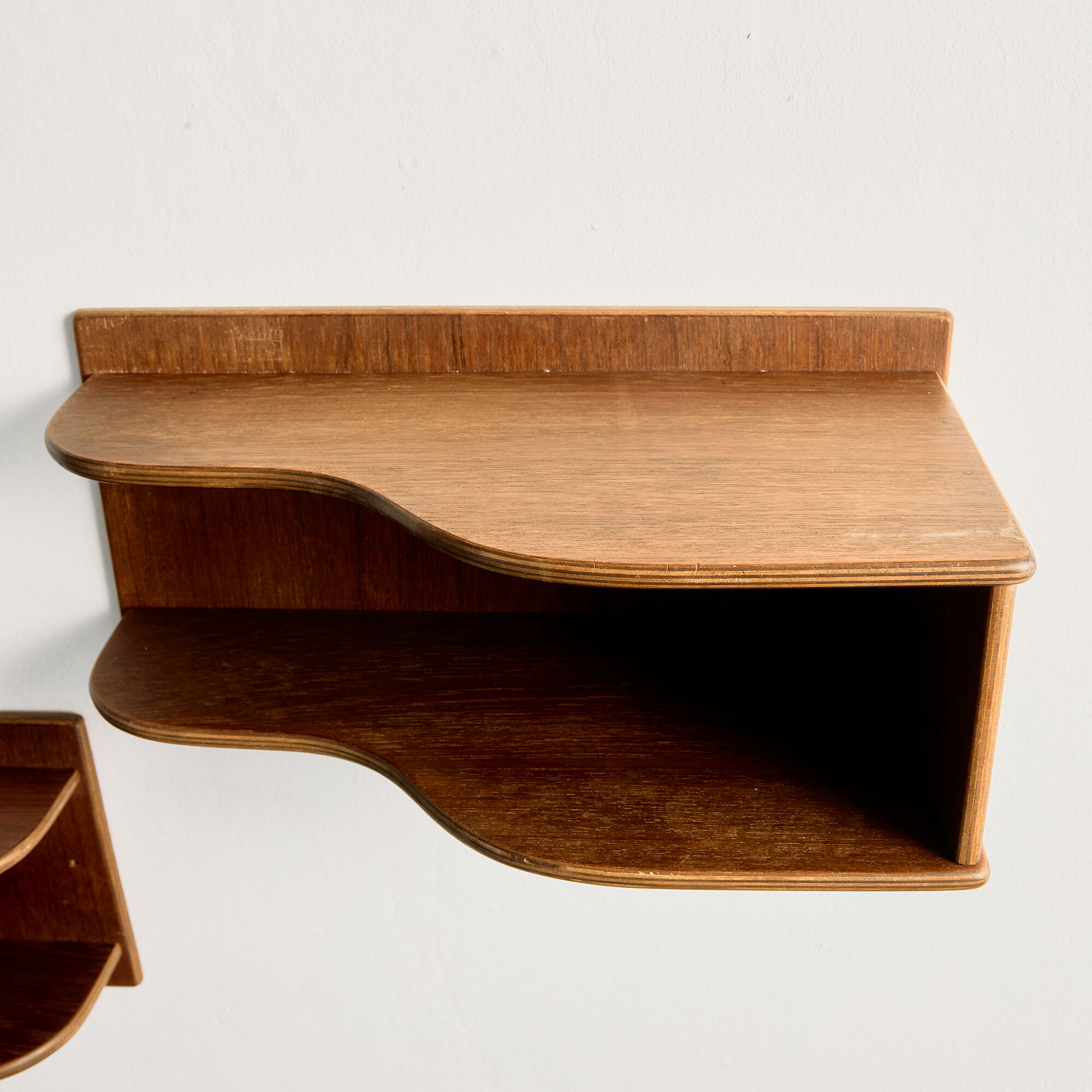 Tables de chevet flottantes en teck, lot de 2