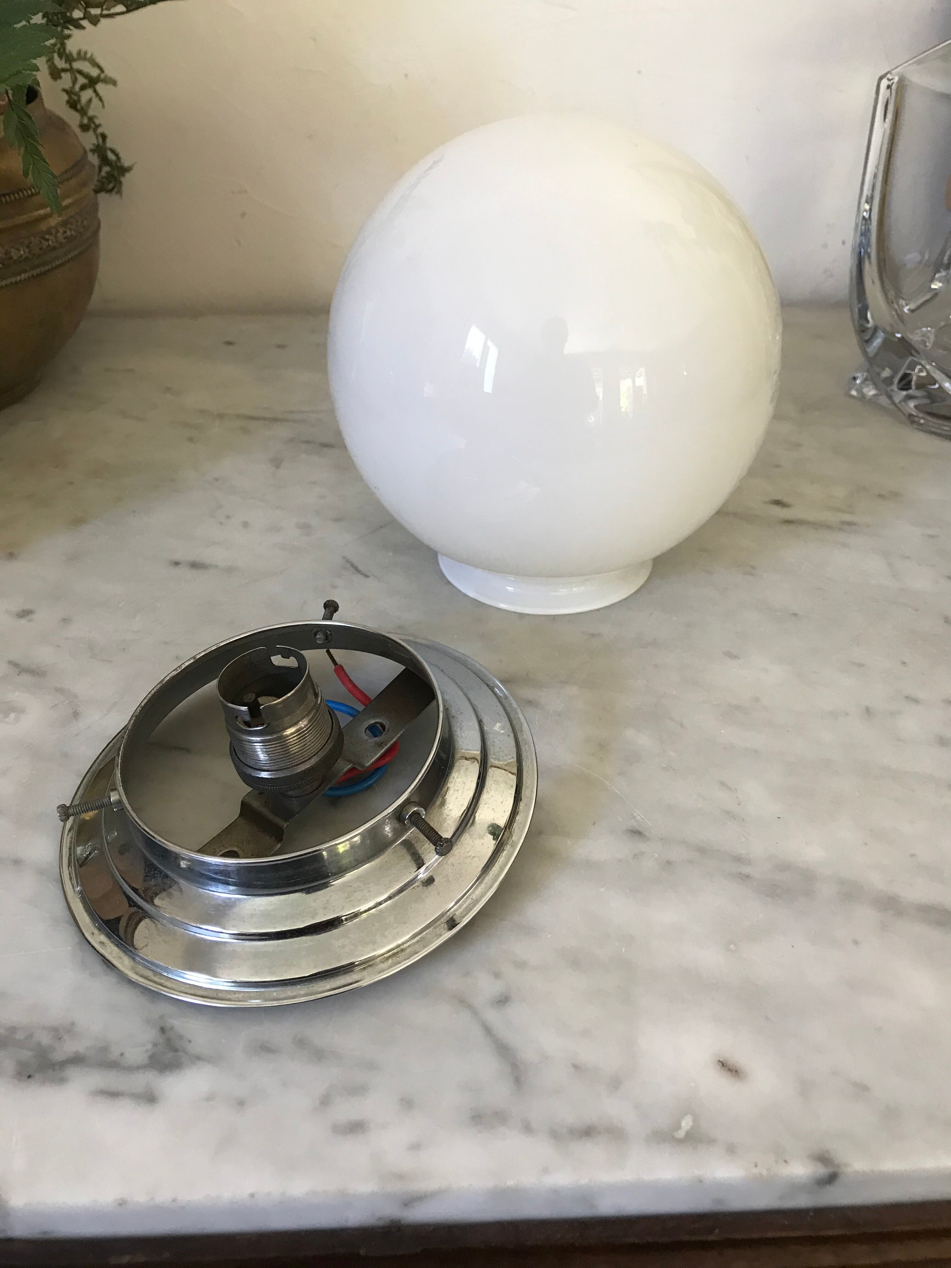 Opaline and chrome ceiling