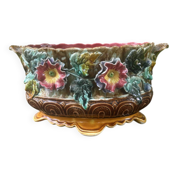 Antique jardinière in barbotine attributed to Onnaing with a floral motif.