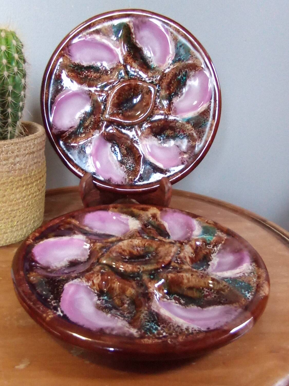 2 majolica oyster plates, Vallauris