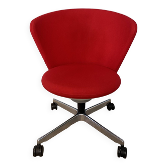 Bay Chair edition Bene designed by Pearson Lloyd