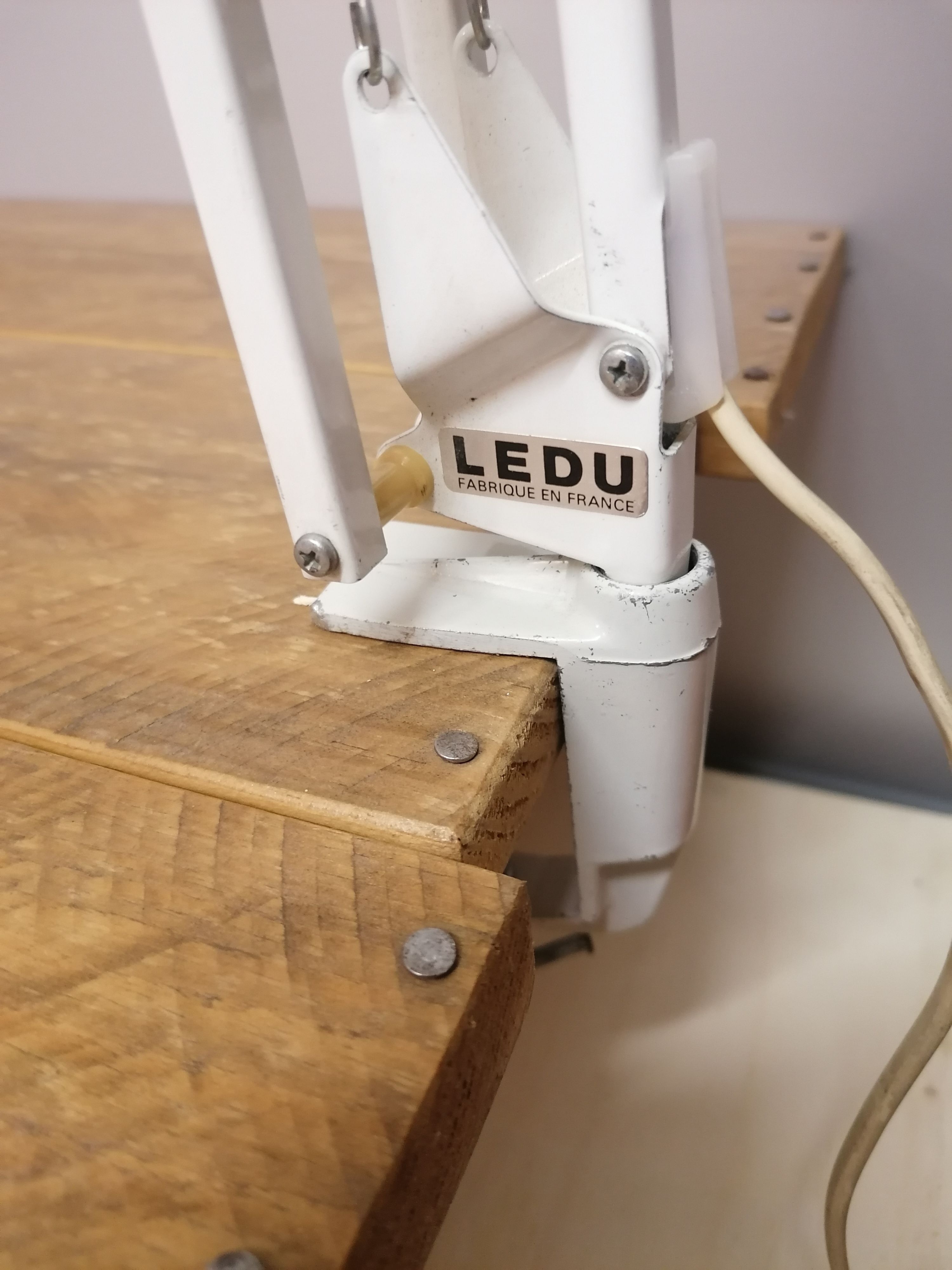 Vintage desk lamp - articulated, swivel - Ledu model 232 - Made in France - 1970