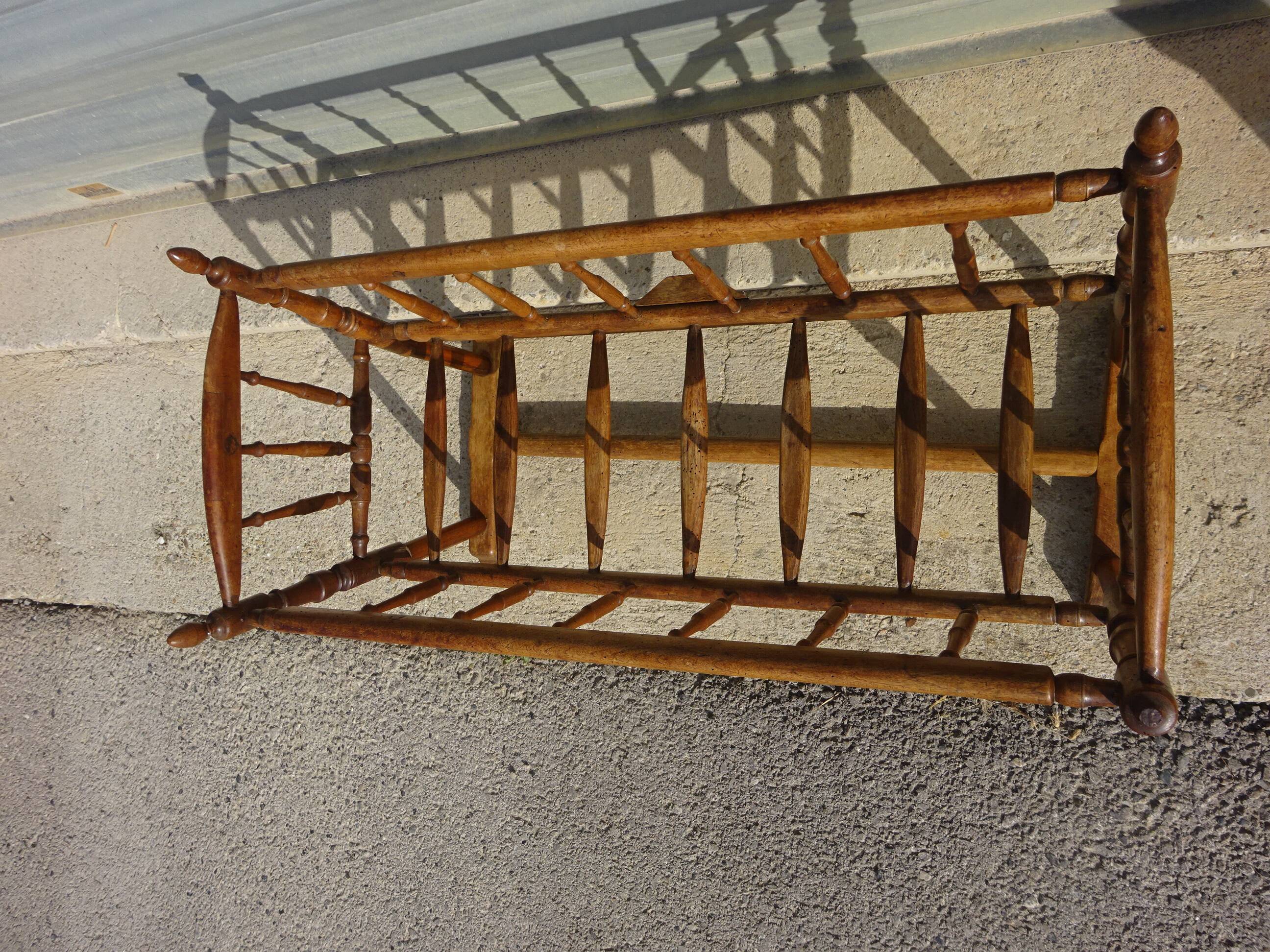 Old wooden cradle, all in walnut