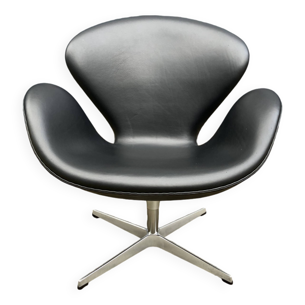Originele zwart lederen Fritz Hansen Swan chair Topstaat!