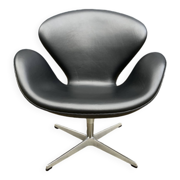 Original black leather Fritz Hansen Swan chair Topstaat!