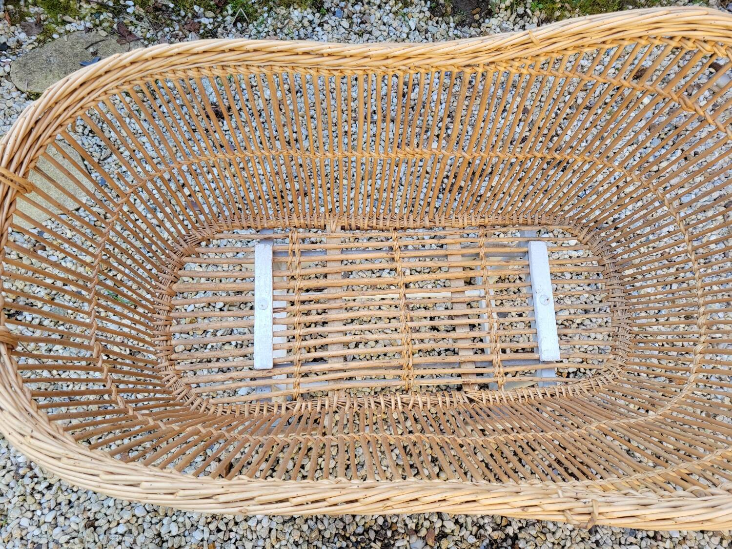 Wicker cradle on wheels, late 19th century