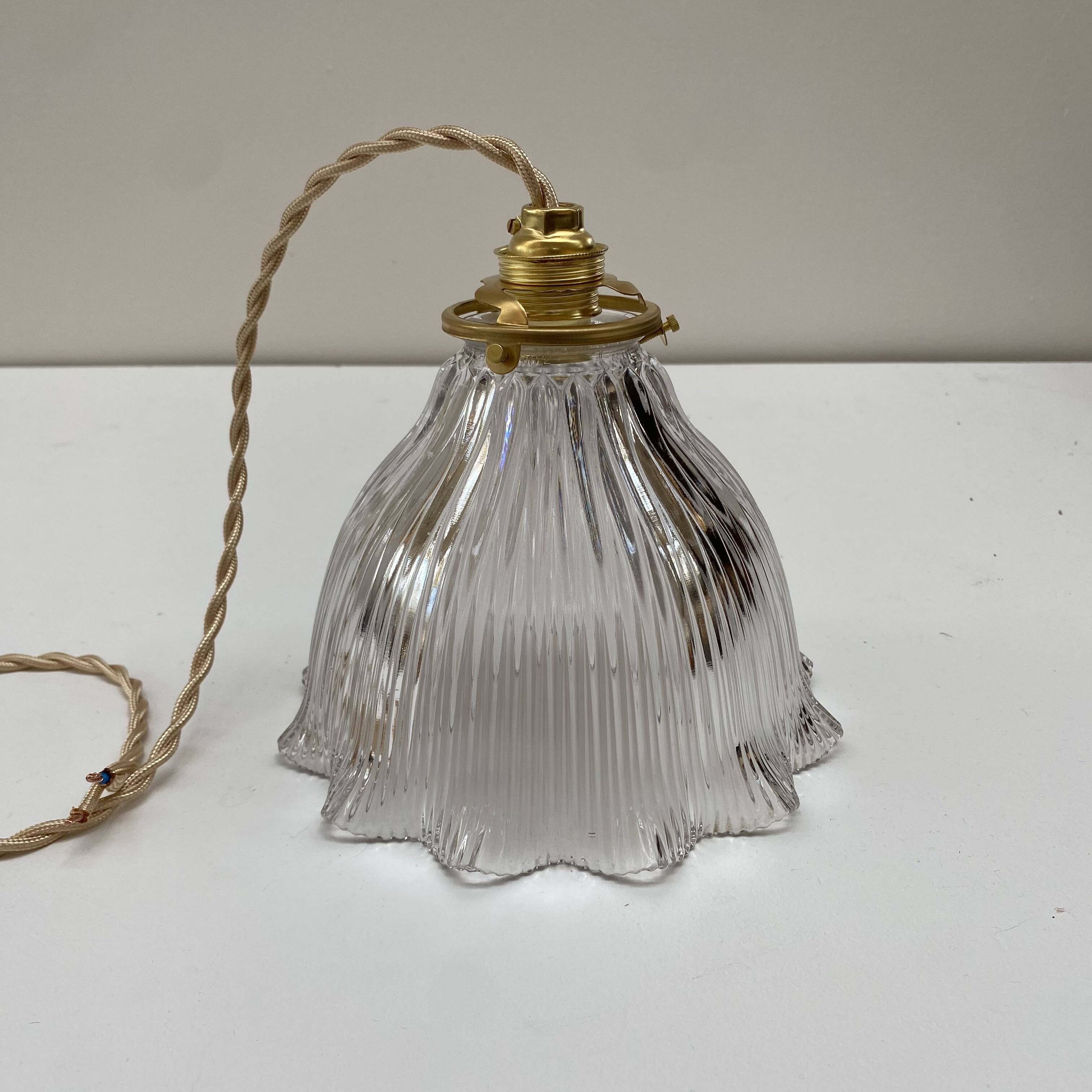 Holophane glass pendant with serrated edges