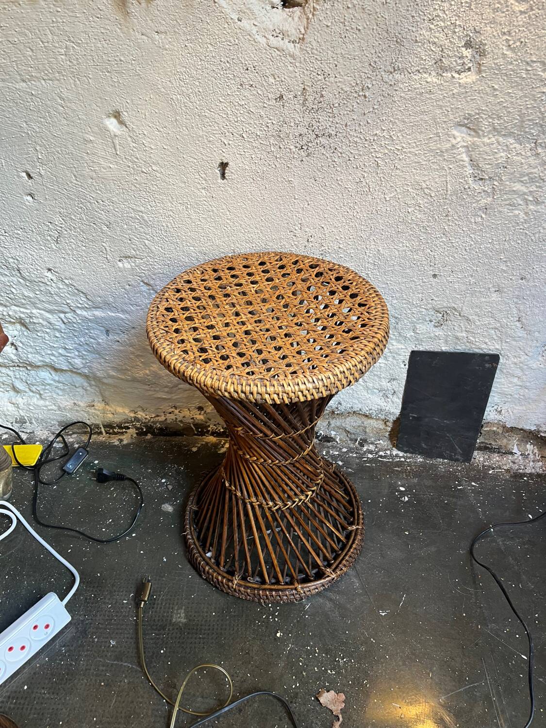 Wicker tam-tam style stool