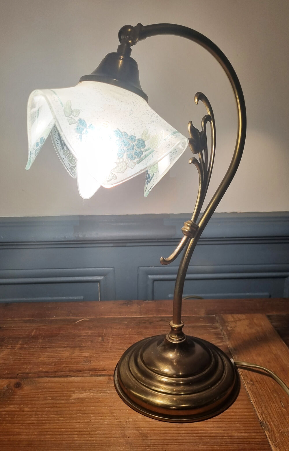 Pair of arched table lamps, creation JP Ryckaert, 60s