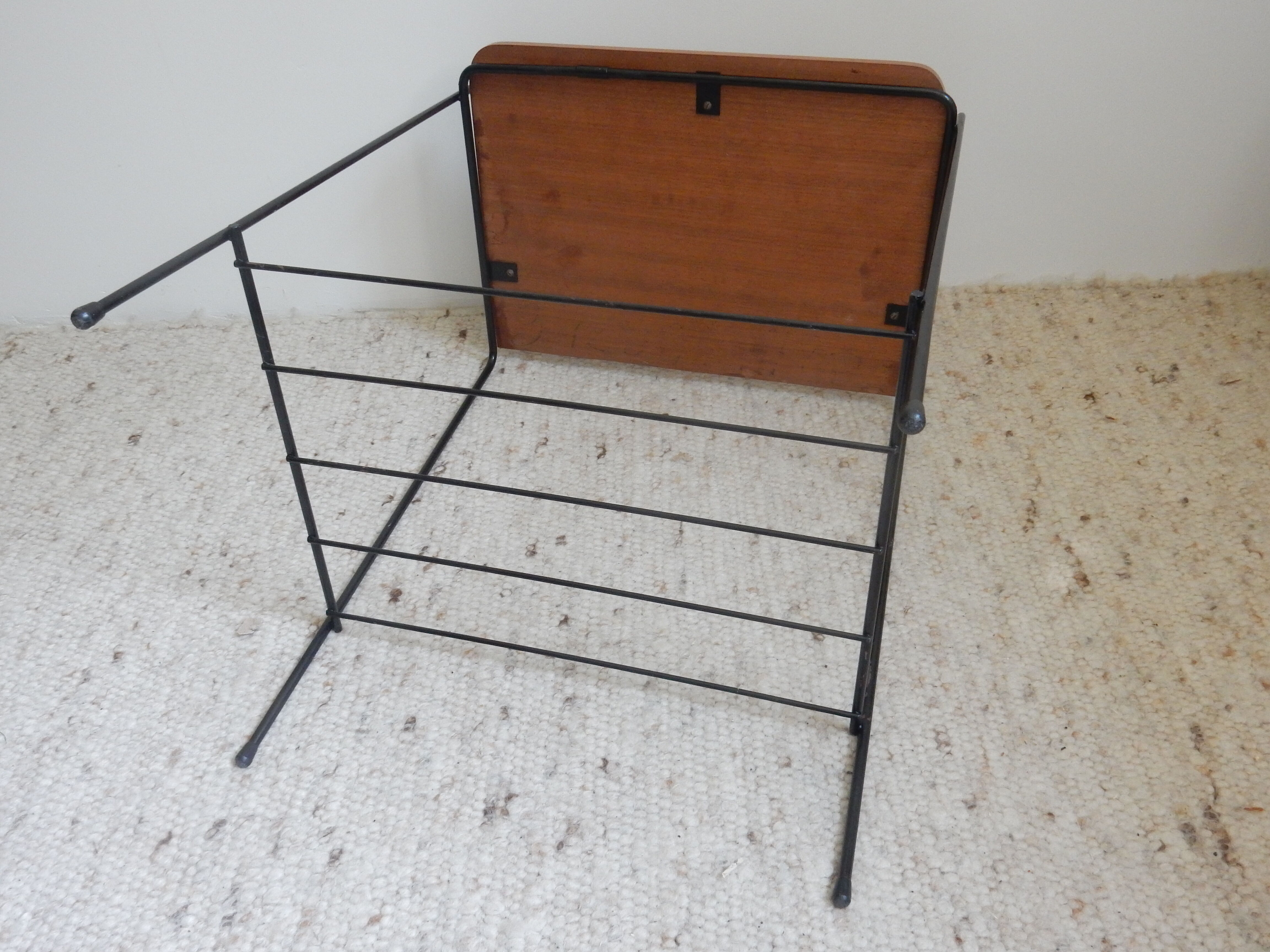 Wood and metal auxiliary furniture