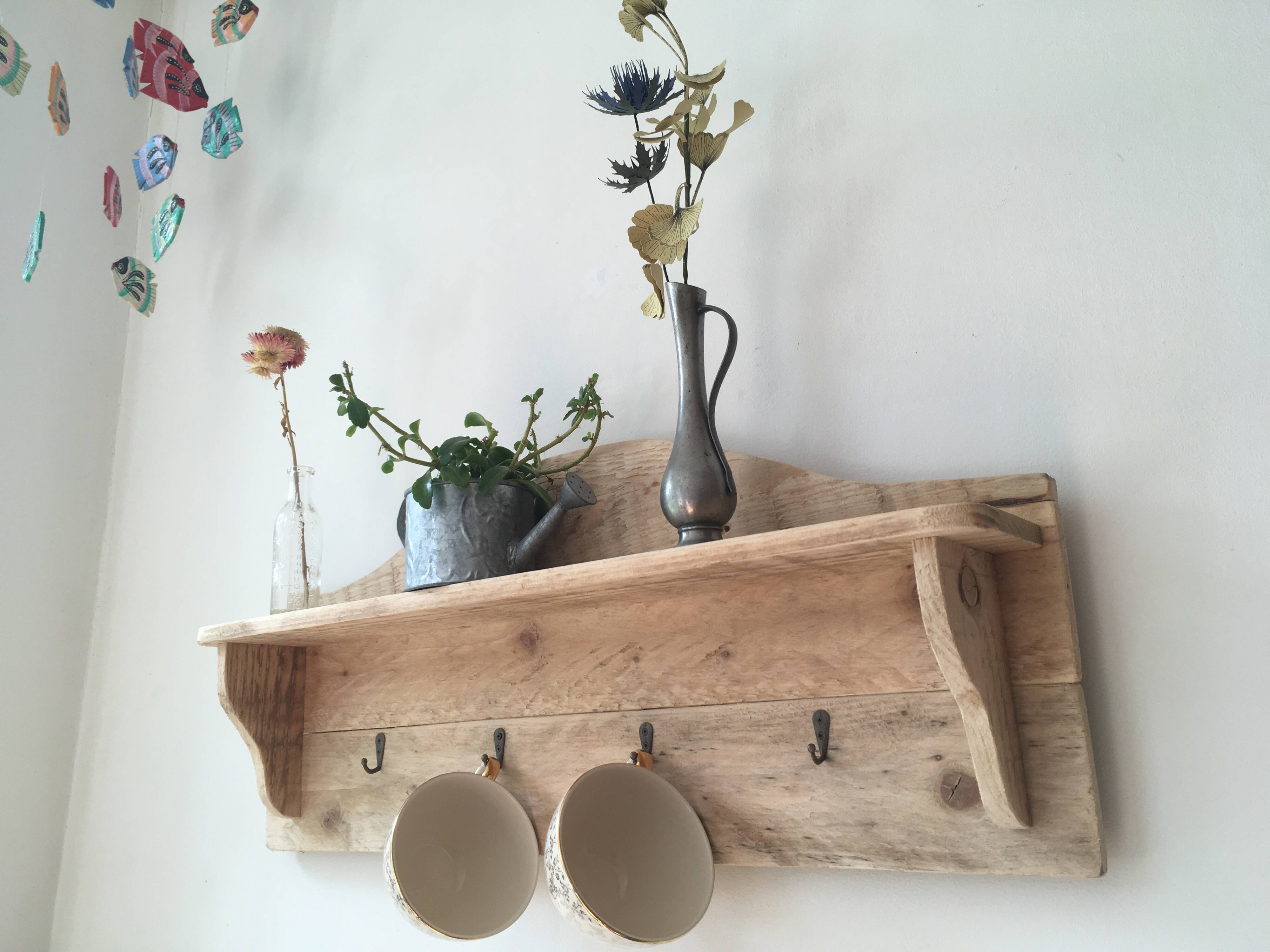 Pallet wall shelf