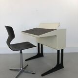 Bureau et chaise enfant, space age par Luigi Colani pour Flötotto