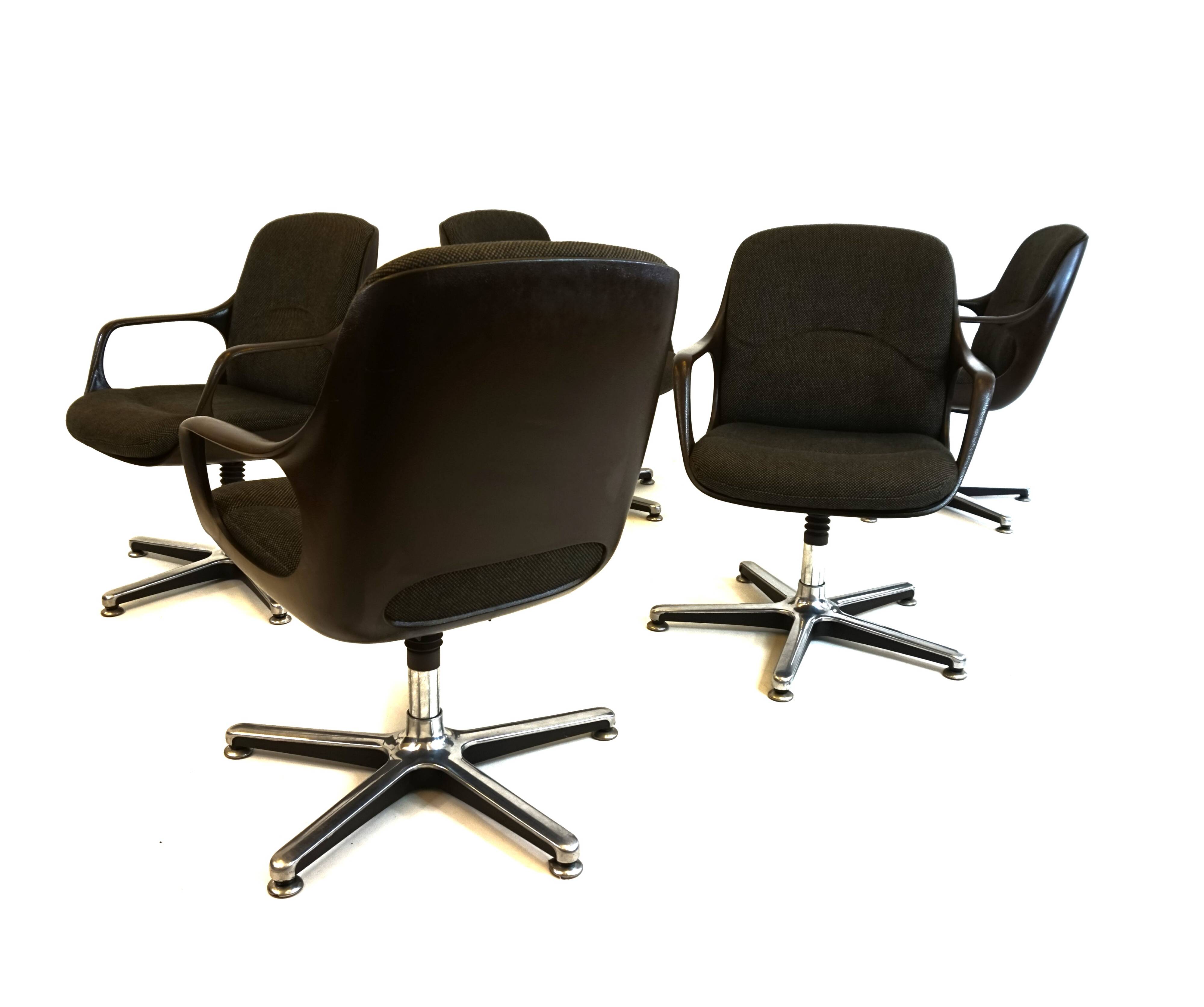 Set of 5 Chromcraft office armchairs
