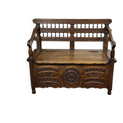 Banc coffre en châtaignier du XIXème
