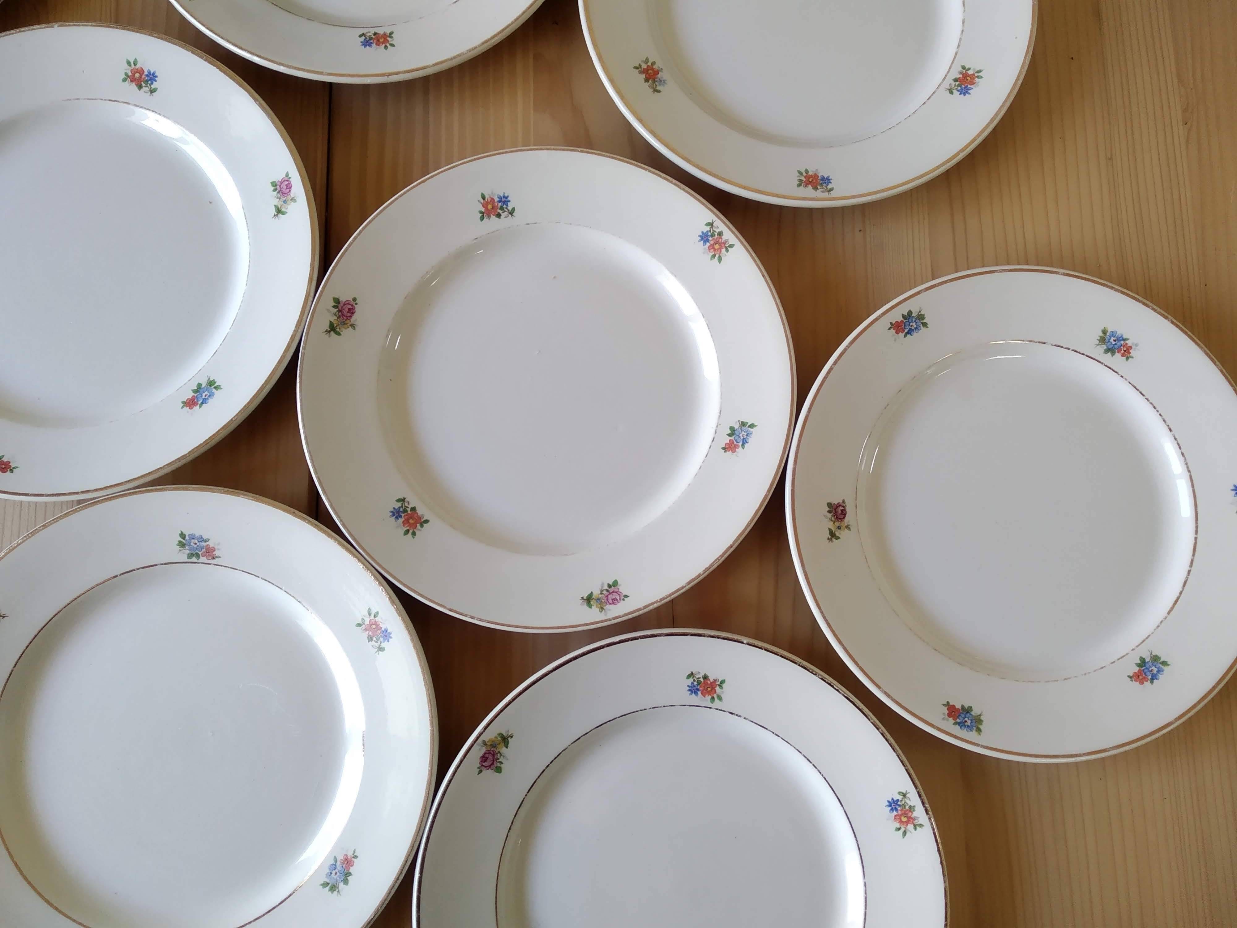 10 Badonviller dessert plates