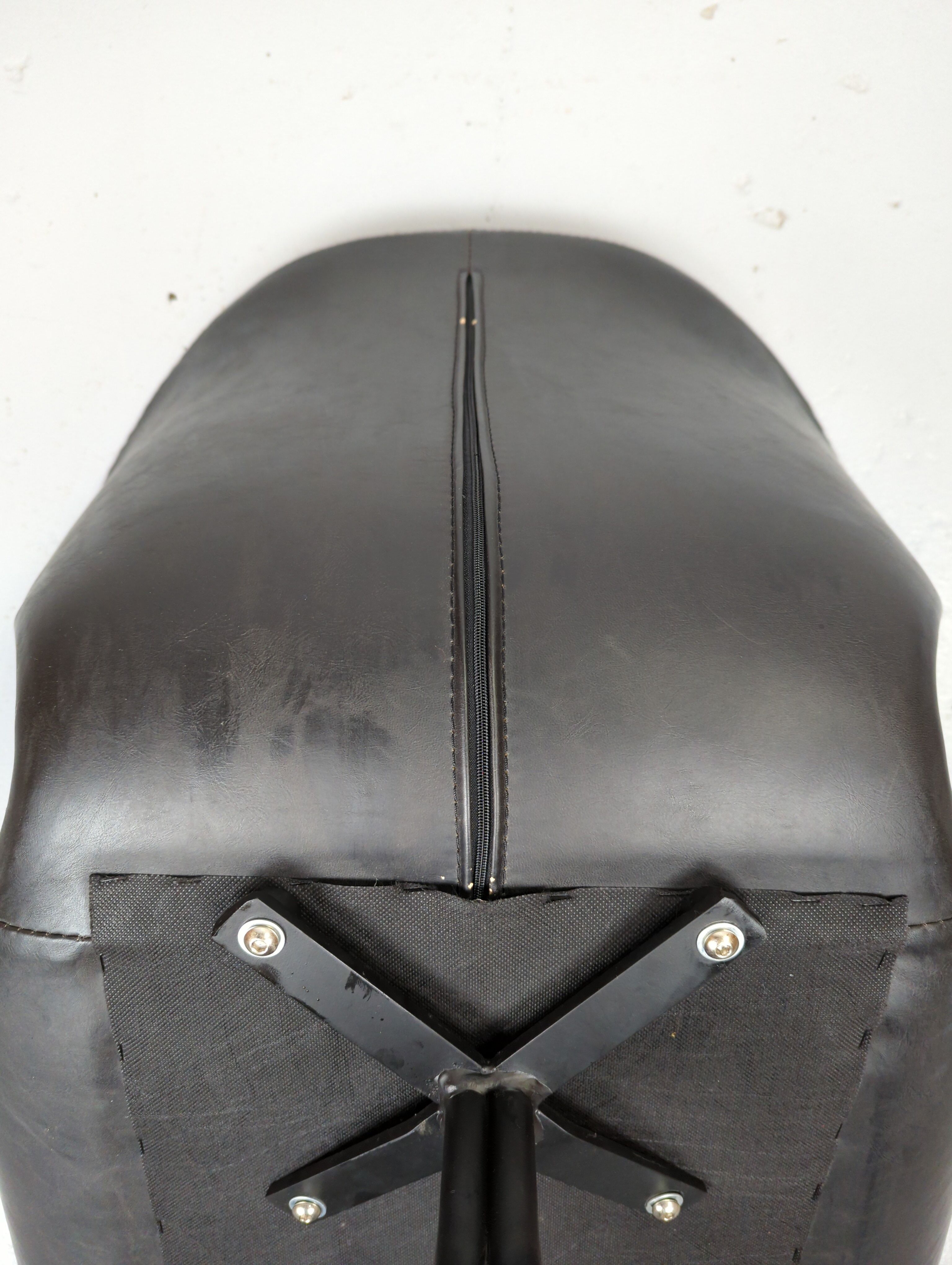 Zuiver black leather chair