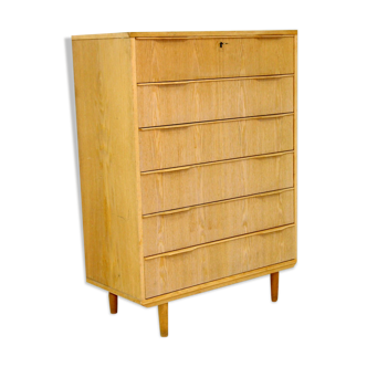 Chest of drawers "Tallboy" in oak, Denmark, 1960