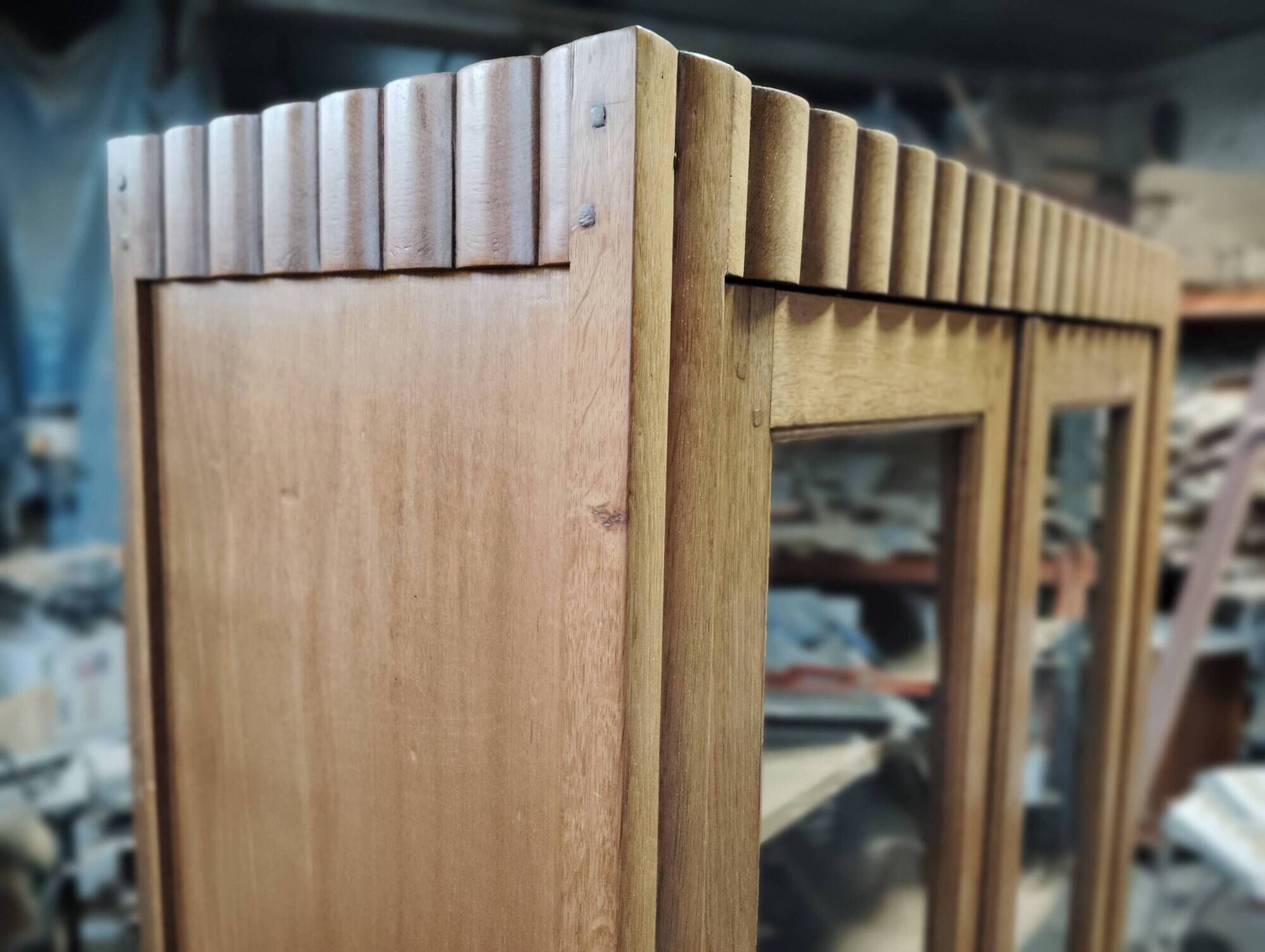Armoire vitrine/bibliothèque Art Deco