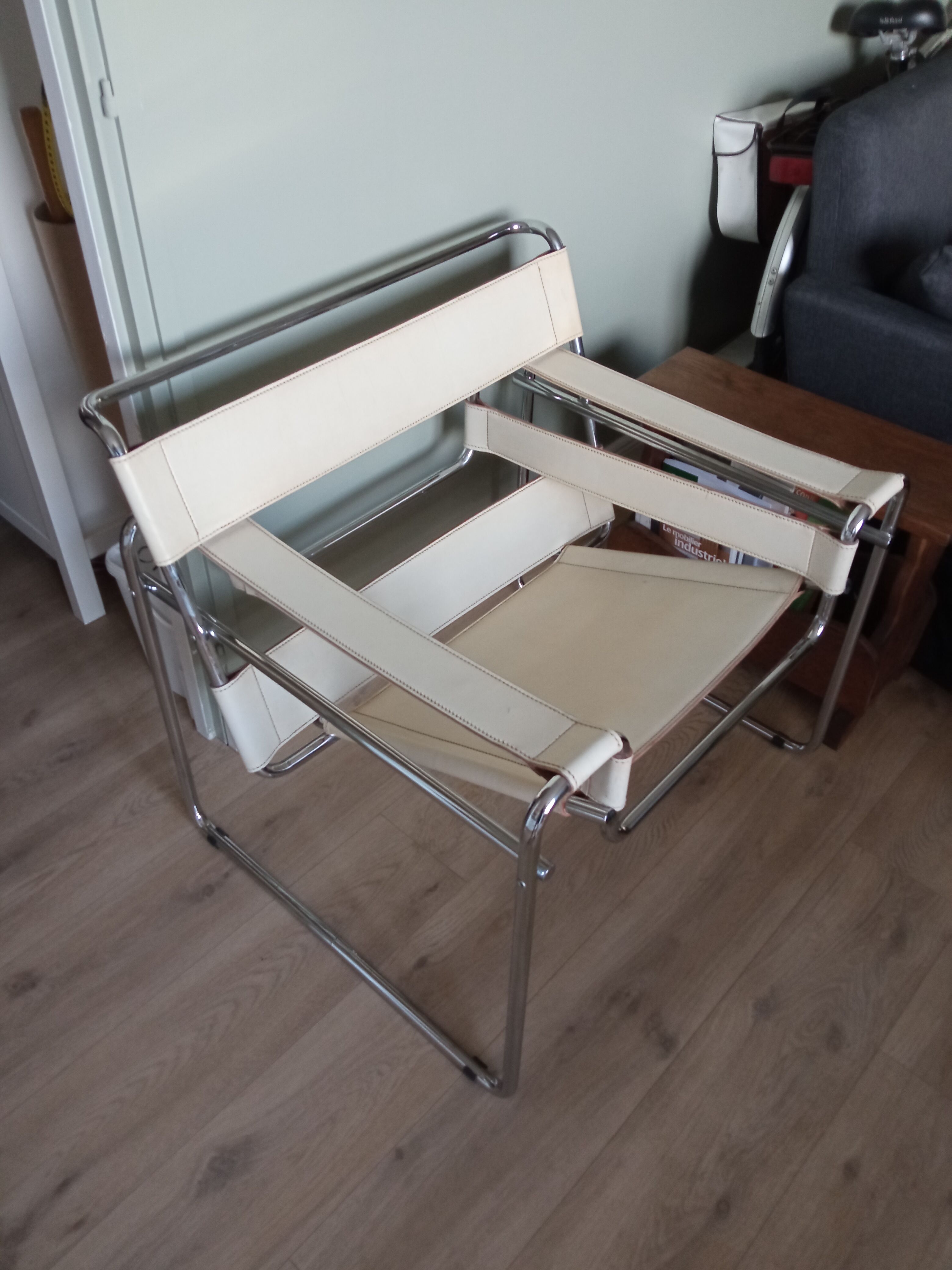 Fauteuil B3 Wassily design Marcel Breuer