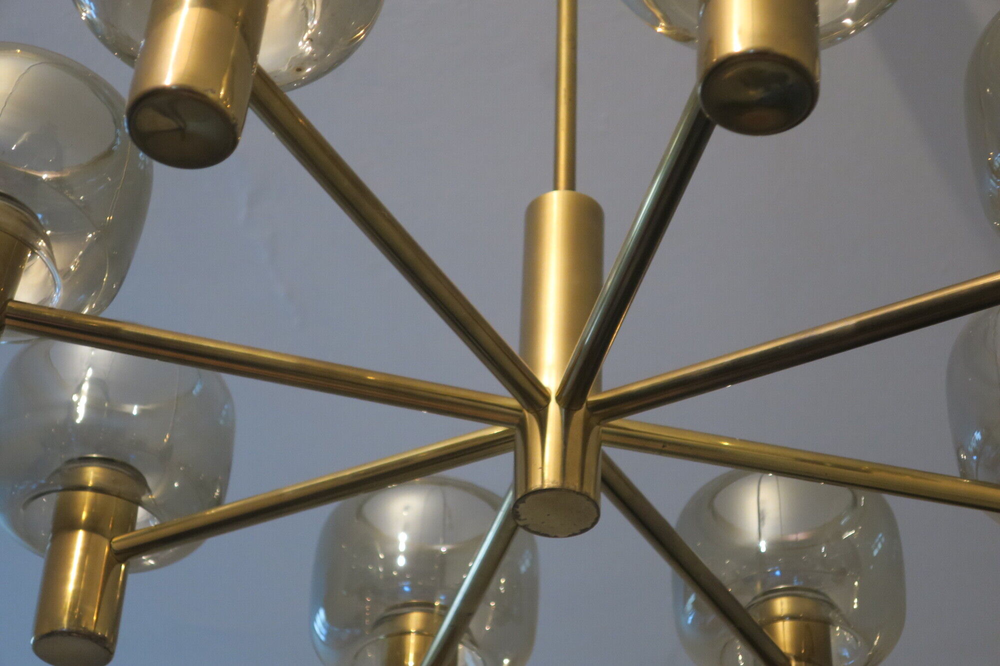 Mid-century 8-arm brass & glass chandelier