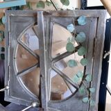 Vintage round ox eye window