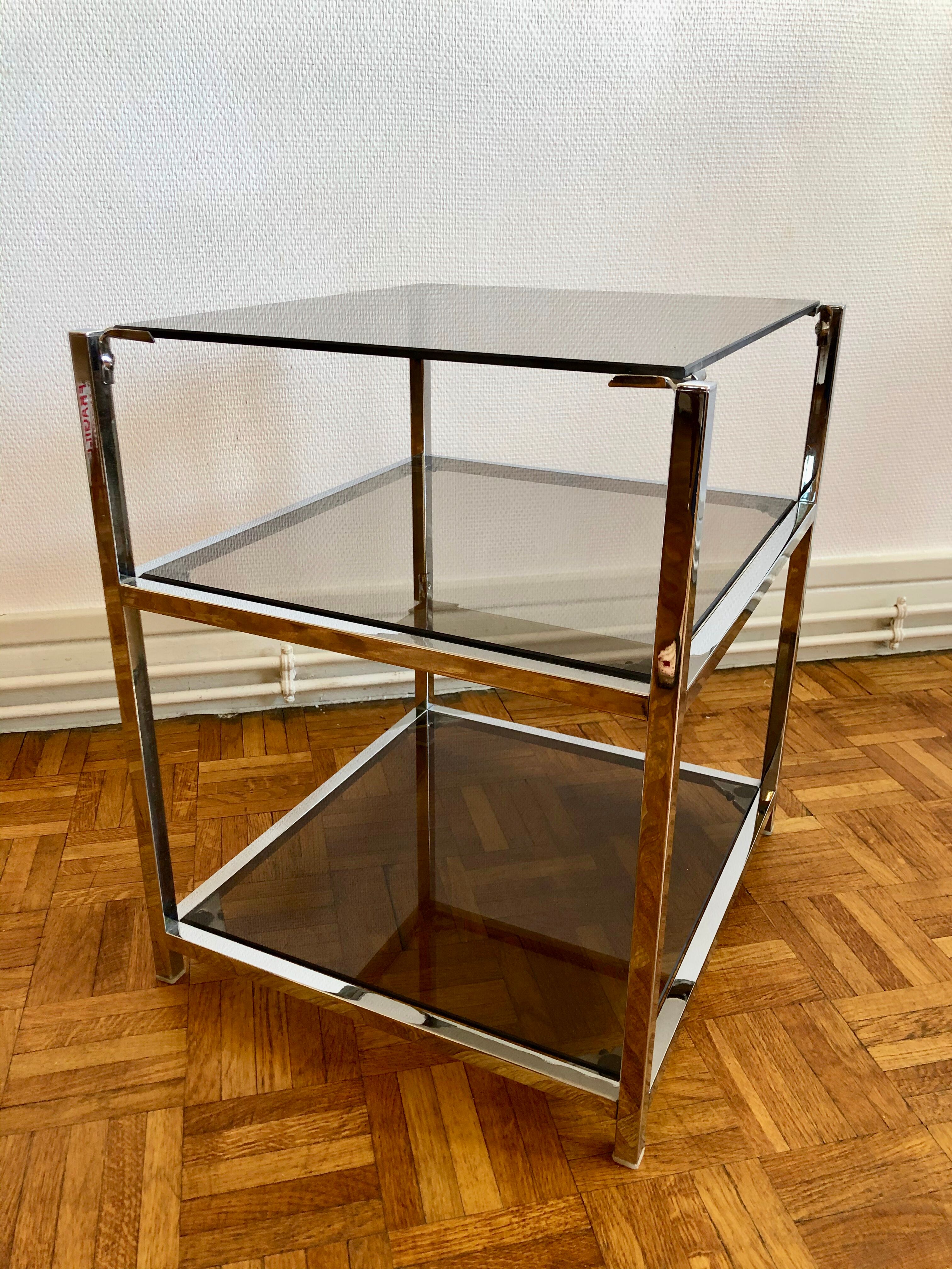 Smoked glass and chrome dessert