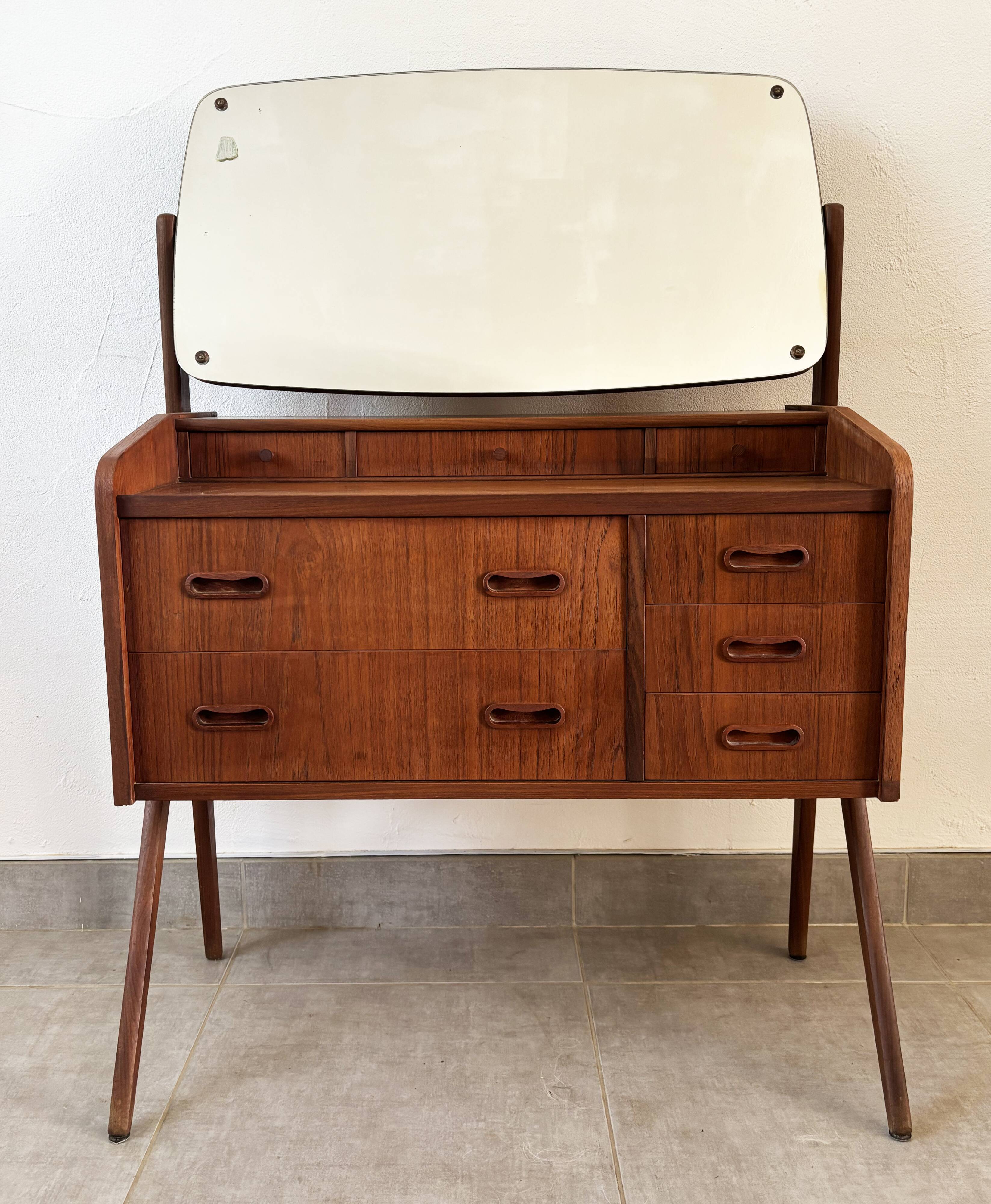 Vintage Danish teak hairdresser from the 1960s stamped Ag Spjel Kobber.