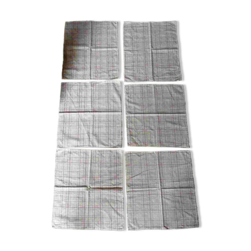 6 serviettes de table anciennes à carreaux