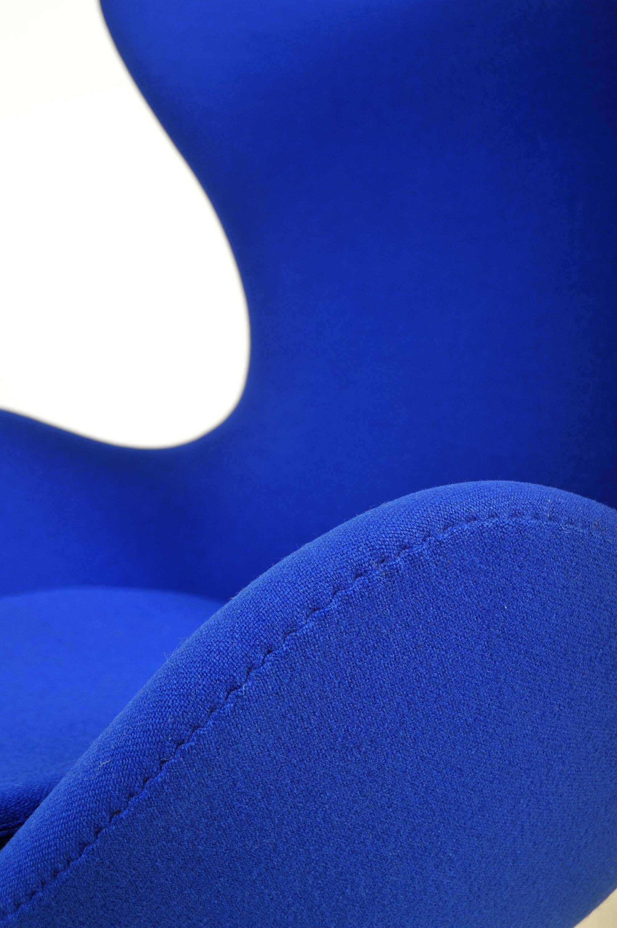 Egg Chair designed by Arne Jacobsen for Fritz Hansen