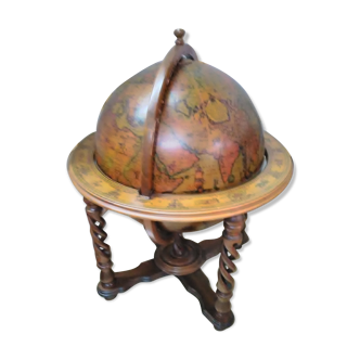 Bar globe terrestre