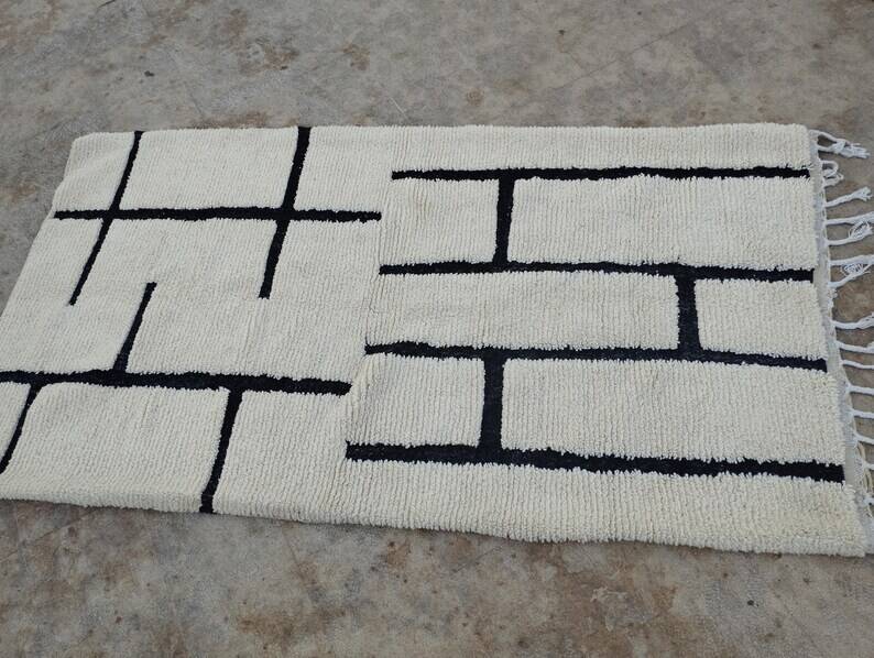 Berber rug in natural wool 250cmx100cm