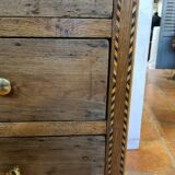 18th oak chest of drawers