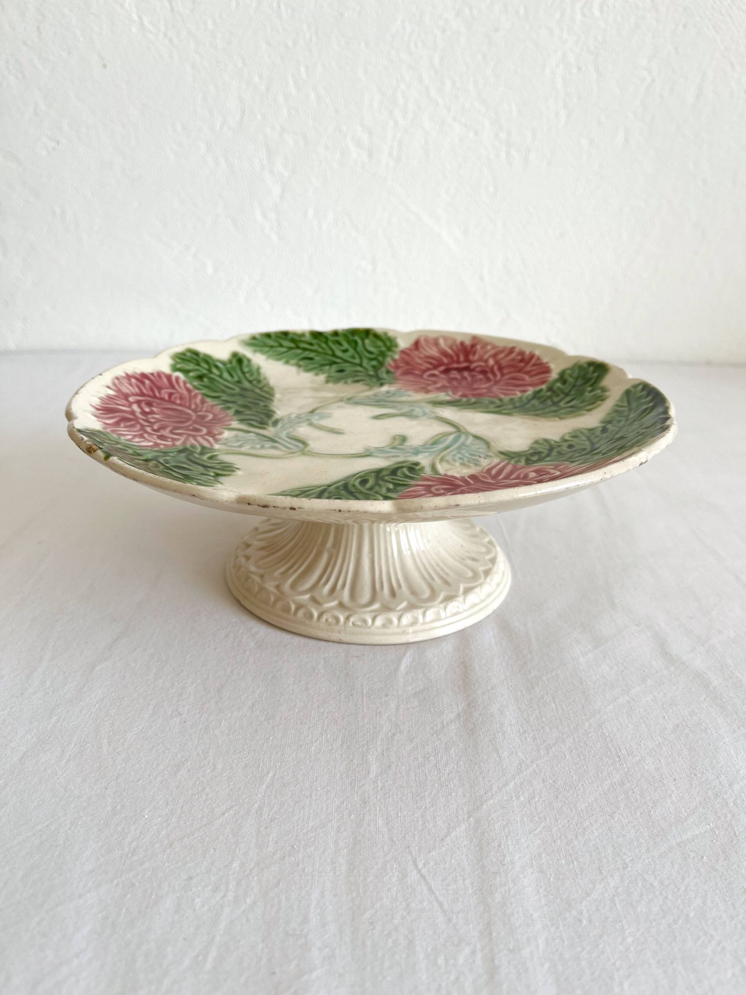 Antique compotier in slip decoration of chrysanthemums Onnaing late nineteenth