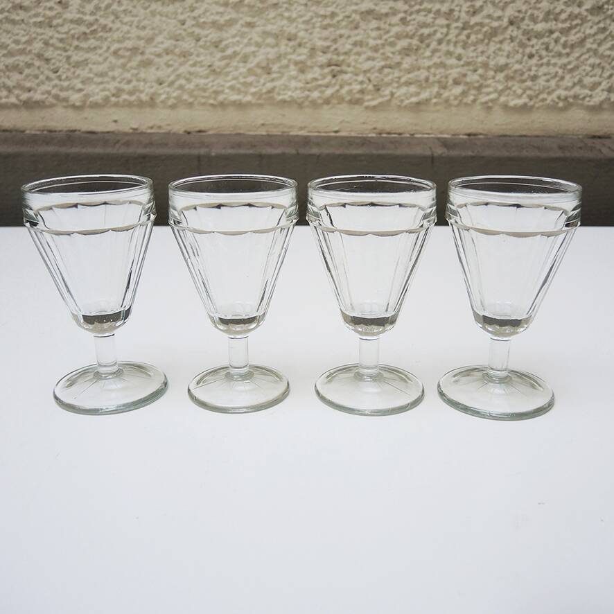 4 antique bistro style liqueur glasses