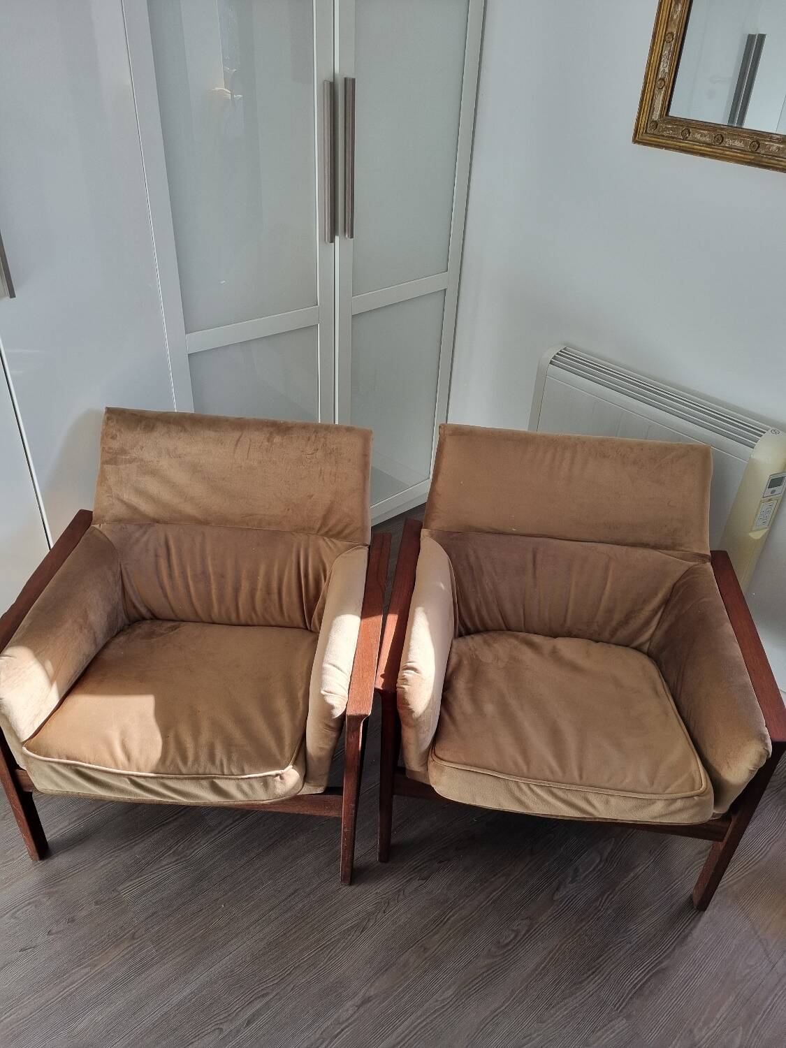 Pair of armchairs