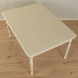 Charming Table