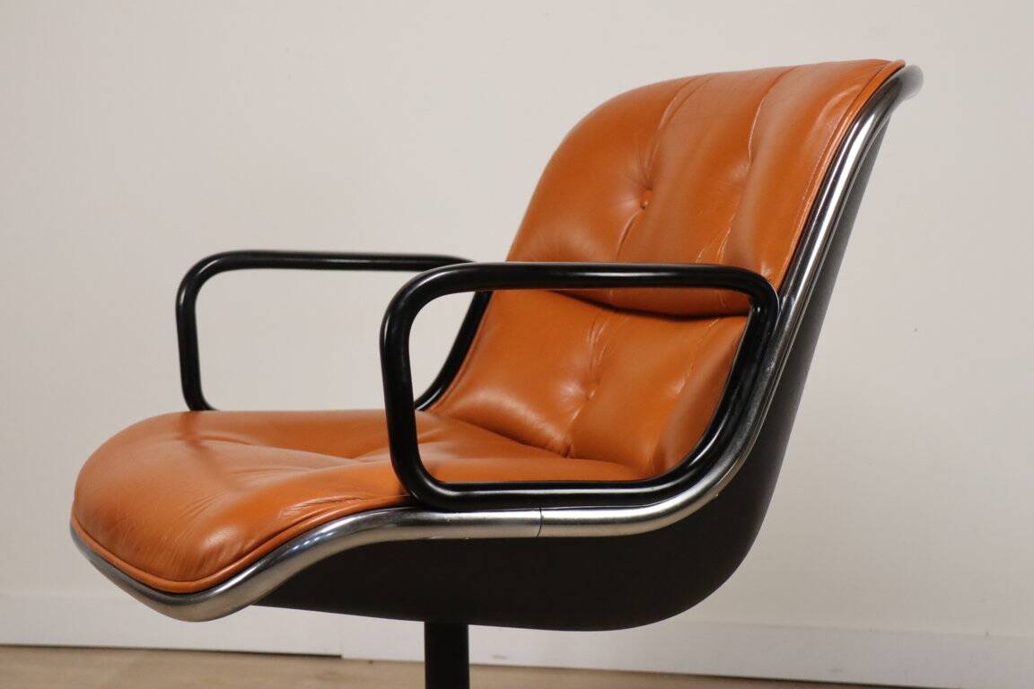 Charles Pollock leather office chair, Knoll edition, 1970