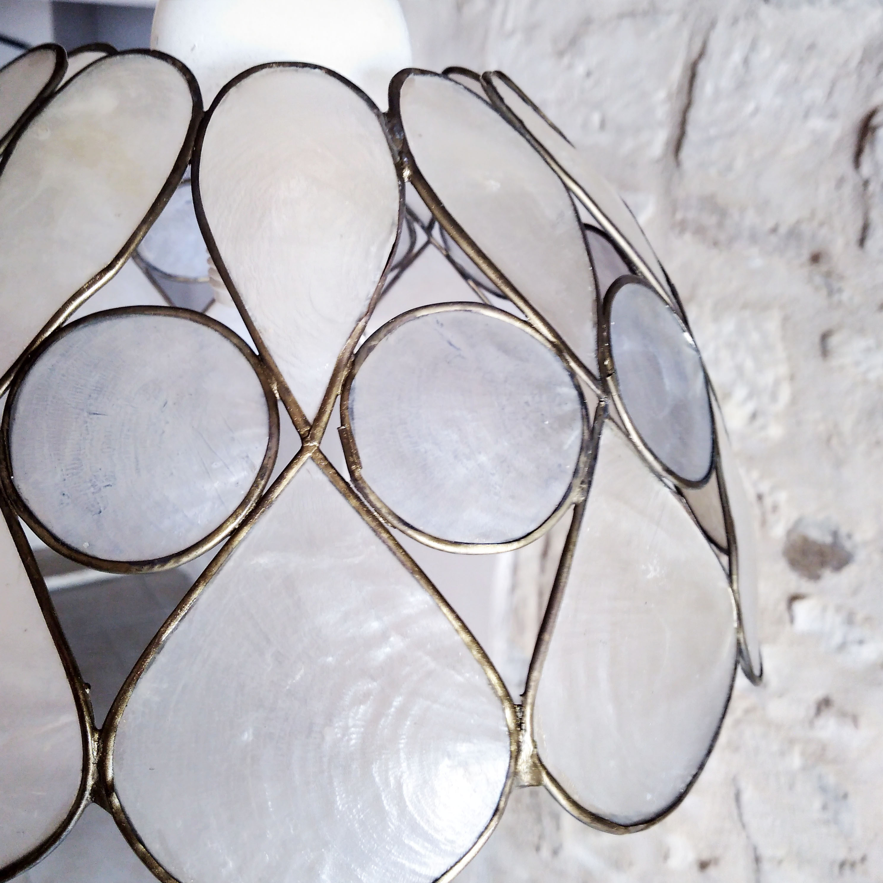 Lustre en nacre 1970
