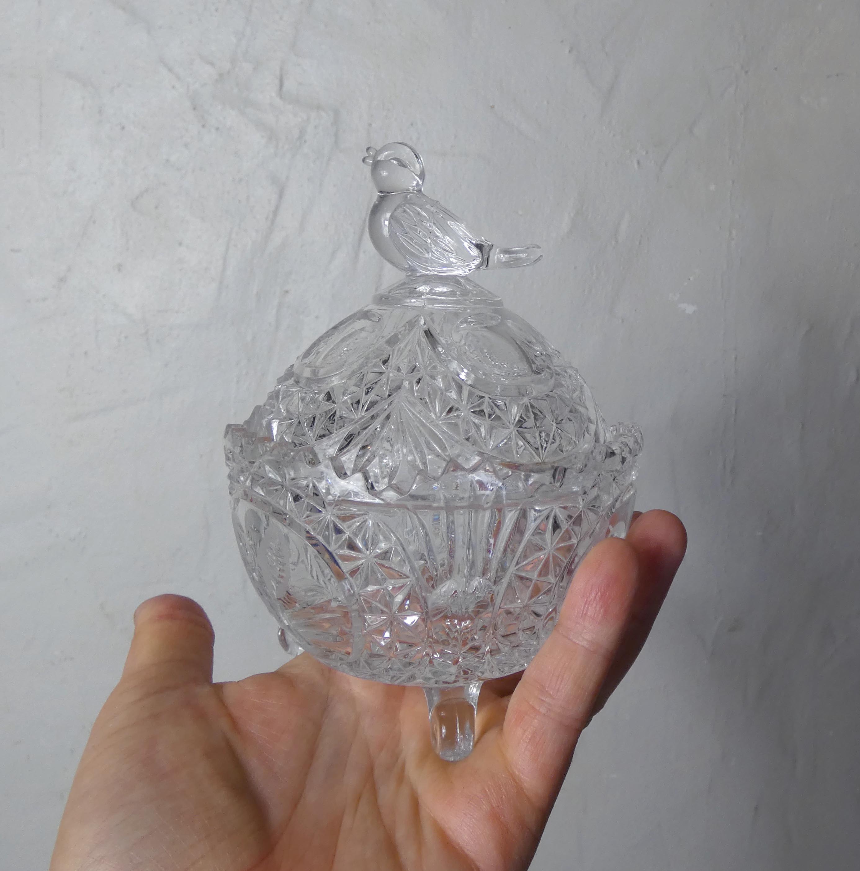 Drageoir bonbonnière en cristal décor oiseau