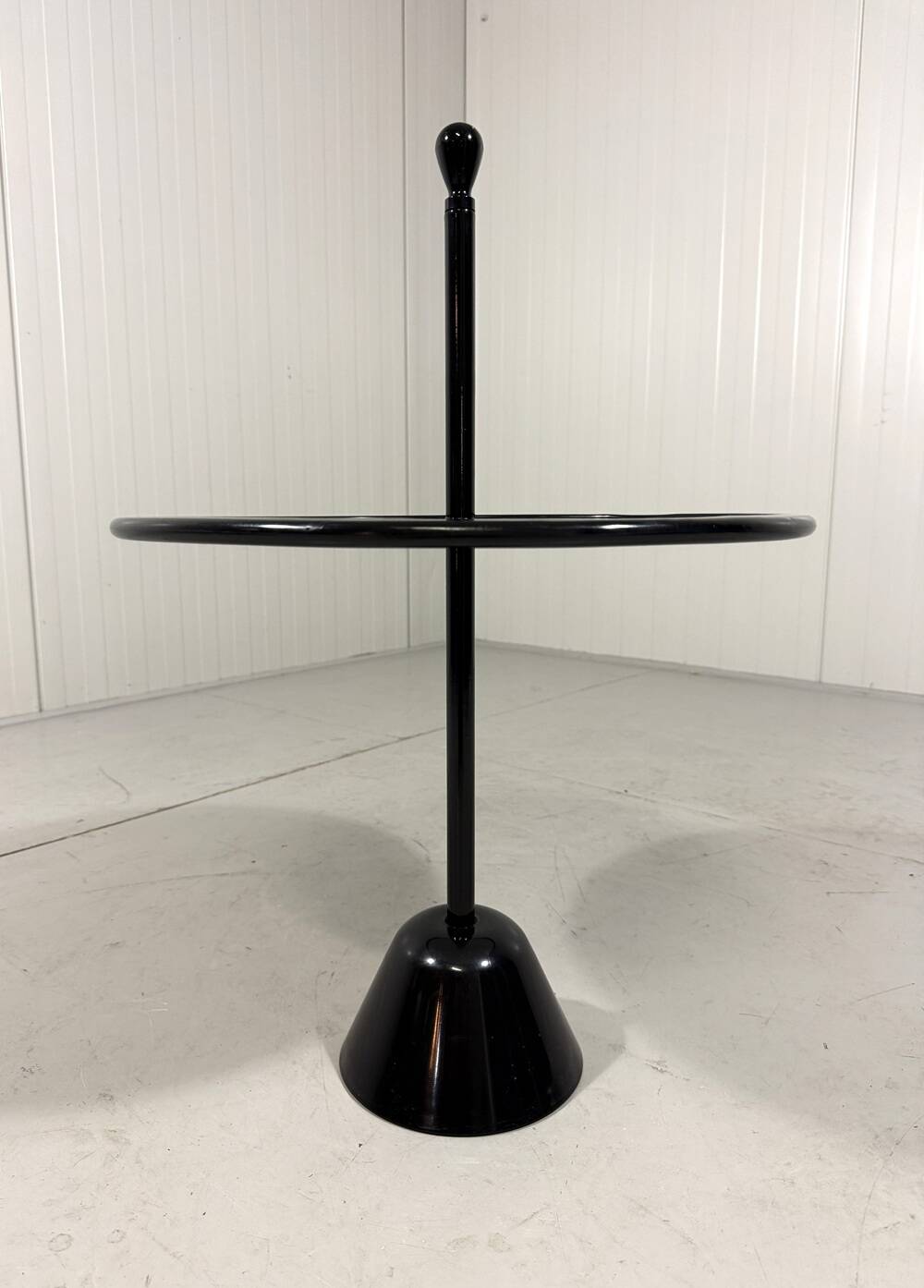 Achille Castiglioni Servomuto side table Zanotta