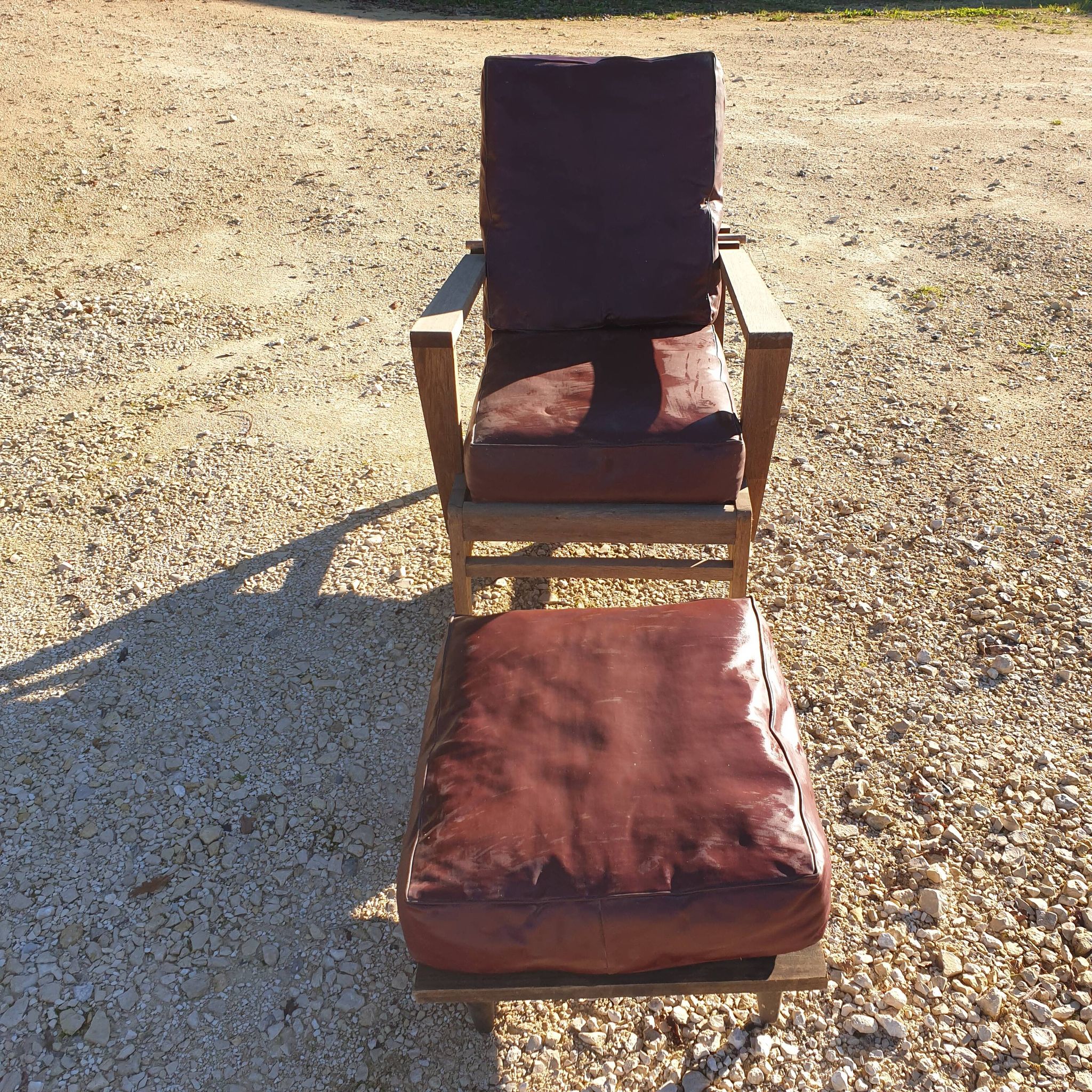 Vintage "Bain De Soleil" Armchair in Oak and Faux Leather Cushions - 20th Century