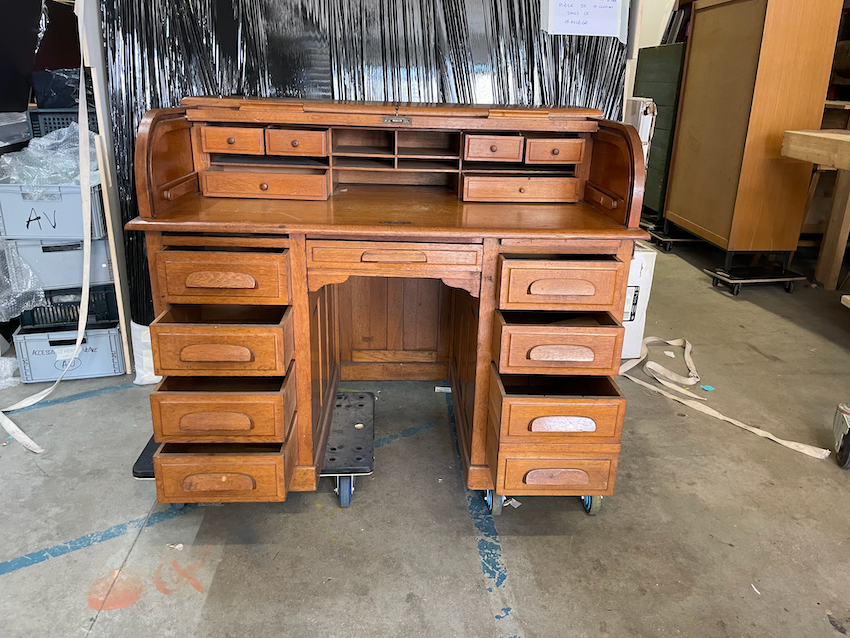 Double box oak cylinder desk early twentieth century (1930/1940)